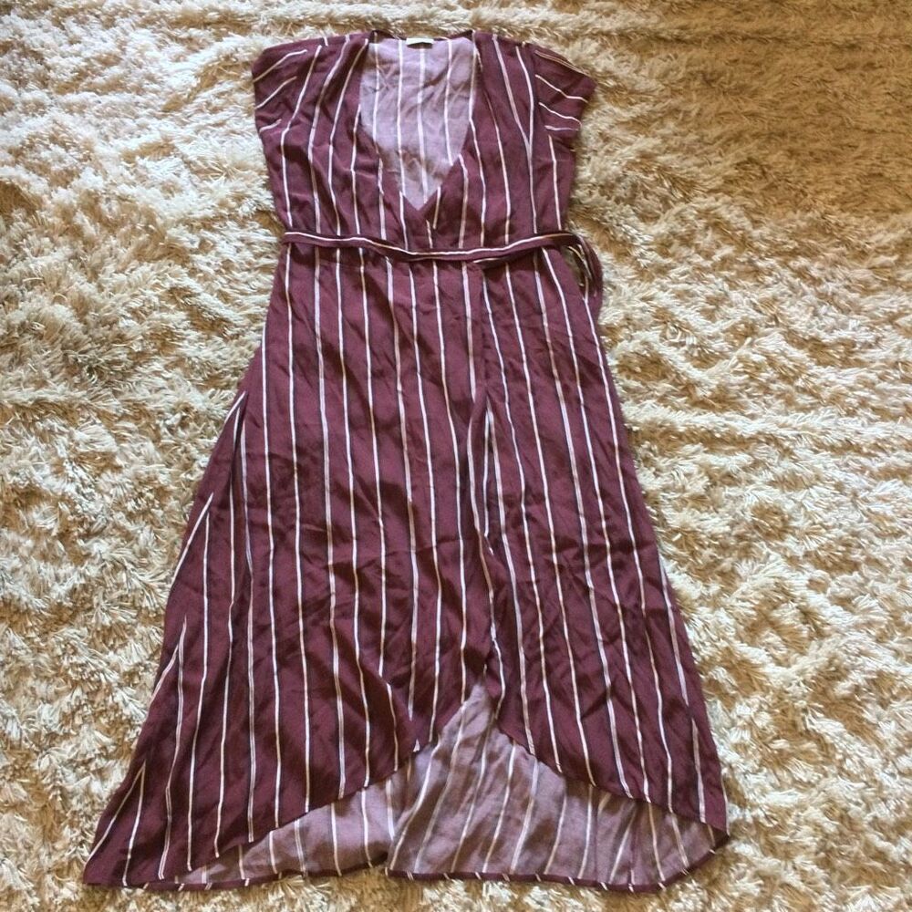 Aritzia Wilfred Jess’s wrap dress large maroon